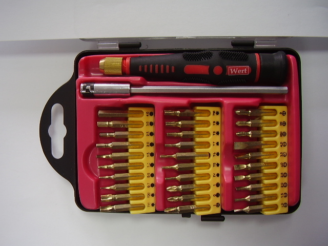 Комплект отверки  и накрайници